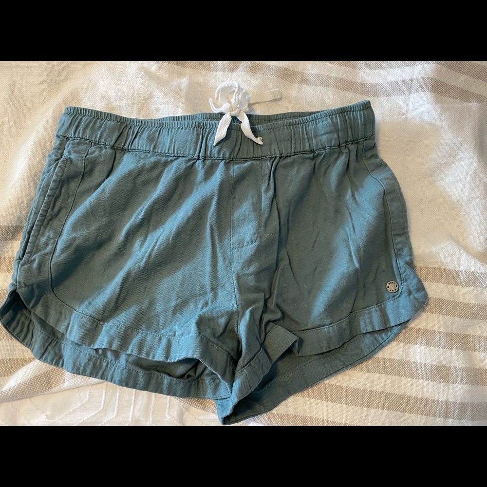 Roxy Cloth Shorts with Elastic Waist